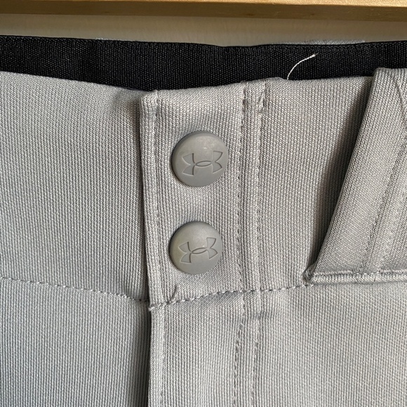 Boys Under Armour Youth Performance Gray Golf Athletic Pants Size YMD - Picture 3 of 16